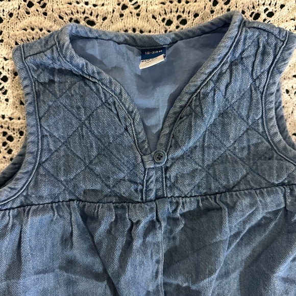 Old navy jumpsuit - Picture 2 of 2